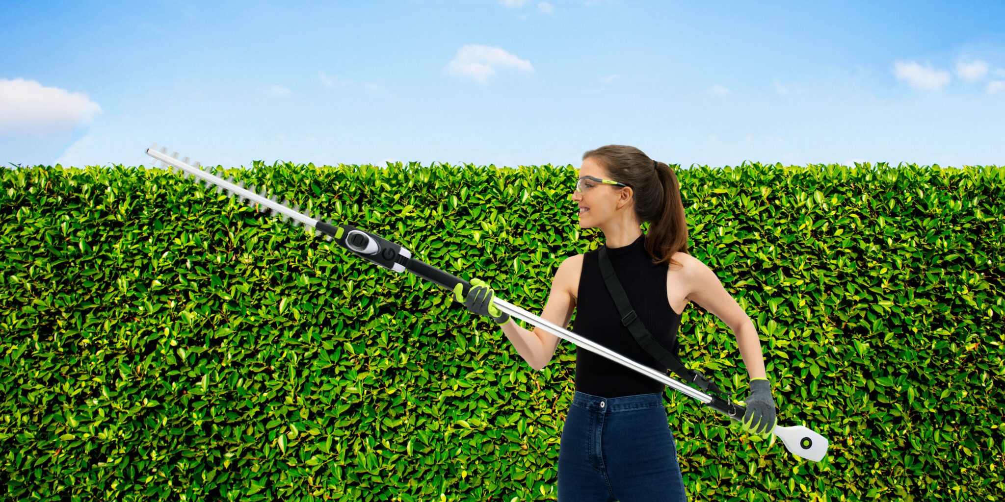 GTech HT50 Hedge Trimmer Review (£75 Discount Code)